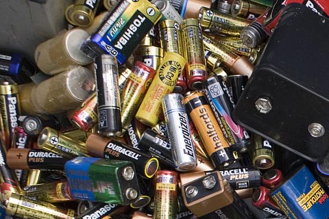 灵寿三圣院乡上门回收钴酸锂电池_充电宝锂电池回收